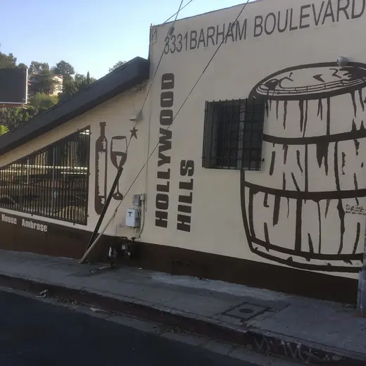 Hollywood Hills building lettering and mural