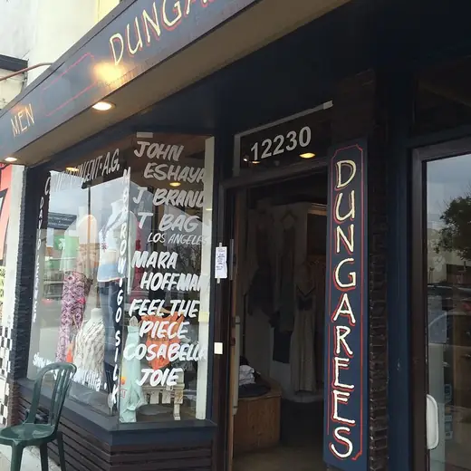 Gold-leaf window lettering, by Patrick the Sign Guy